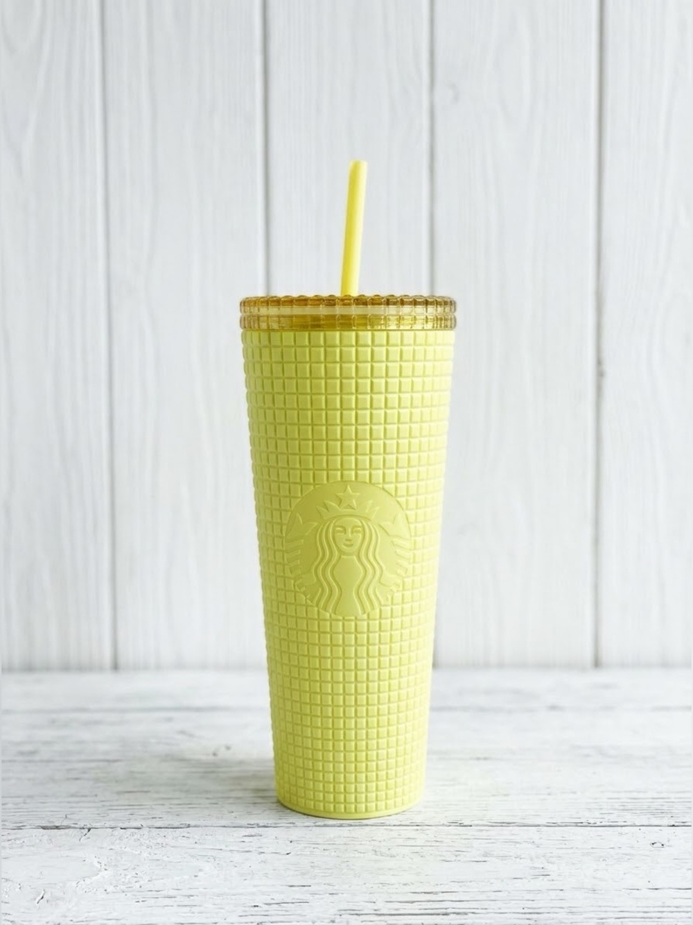 Starbucks Winter 2023 Meadow Yellow Grid Soft Touch Tumbler Venti 24oz NWT